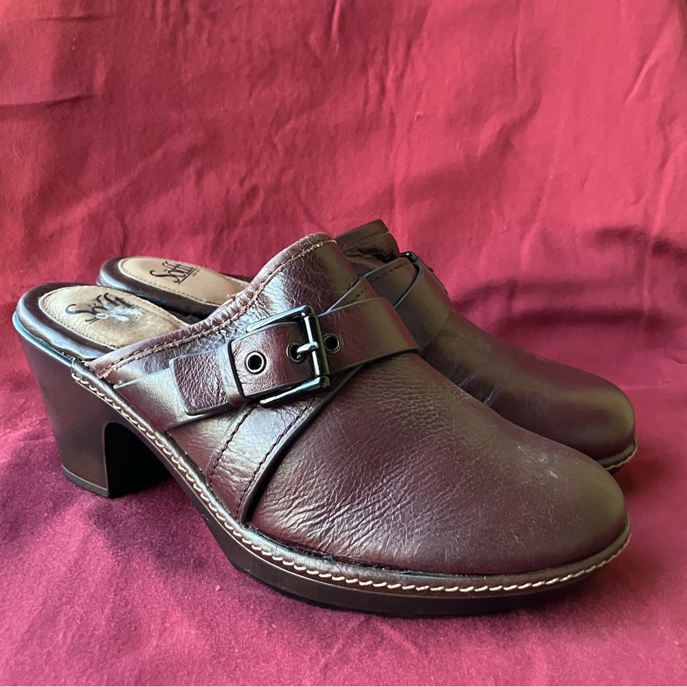 Söfft Dark Brown Short Leather Heels